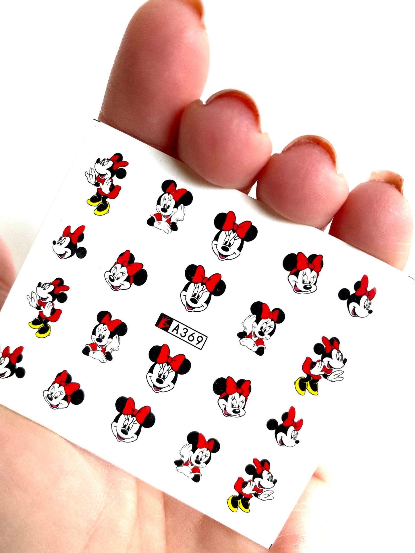 Disney Nail Art Stickers, Decals, Transfers, Wraps - Disney's Minnie Mouse Water Transfer Nail Art - manicurenailpolish